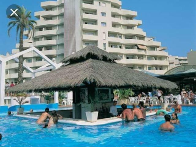 Benalbeach Jr Suite Málaga Esterno foto