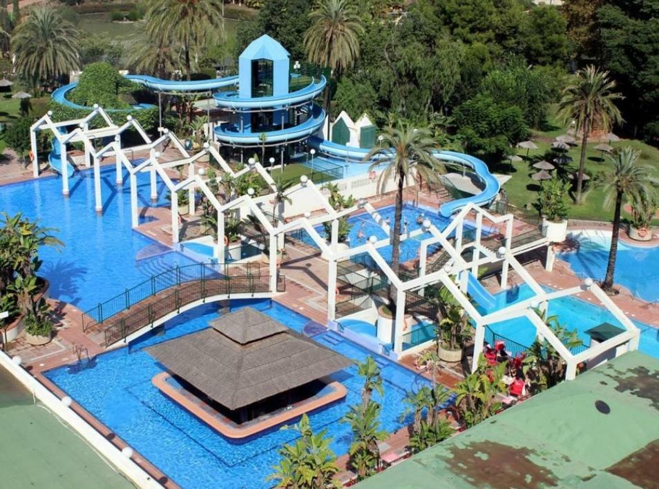 Benalbeach Jr Suite Málaga Esterno foto