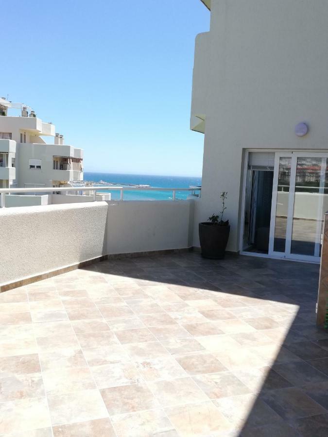 Benalbeach Jr Suite Málaga Esterno foto